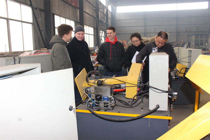 俄罗斯顾客来访