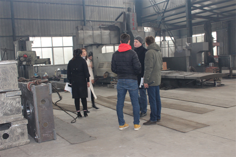 俄罗斯顾客来访