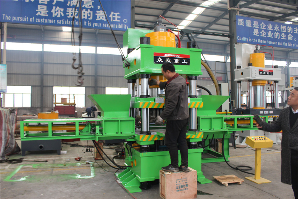 500吨全自动双色鱼饵压块机_500T粉末成型液压机