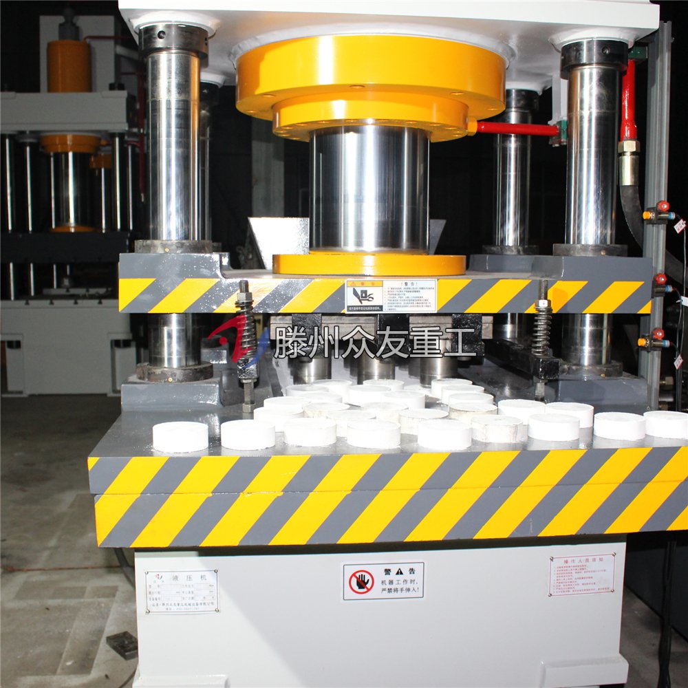 315吨压硼砂四柱液压机 315T粉末成型油压机