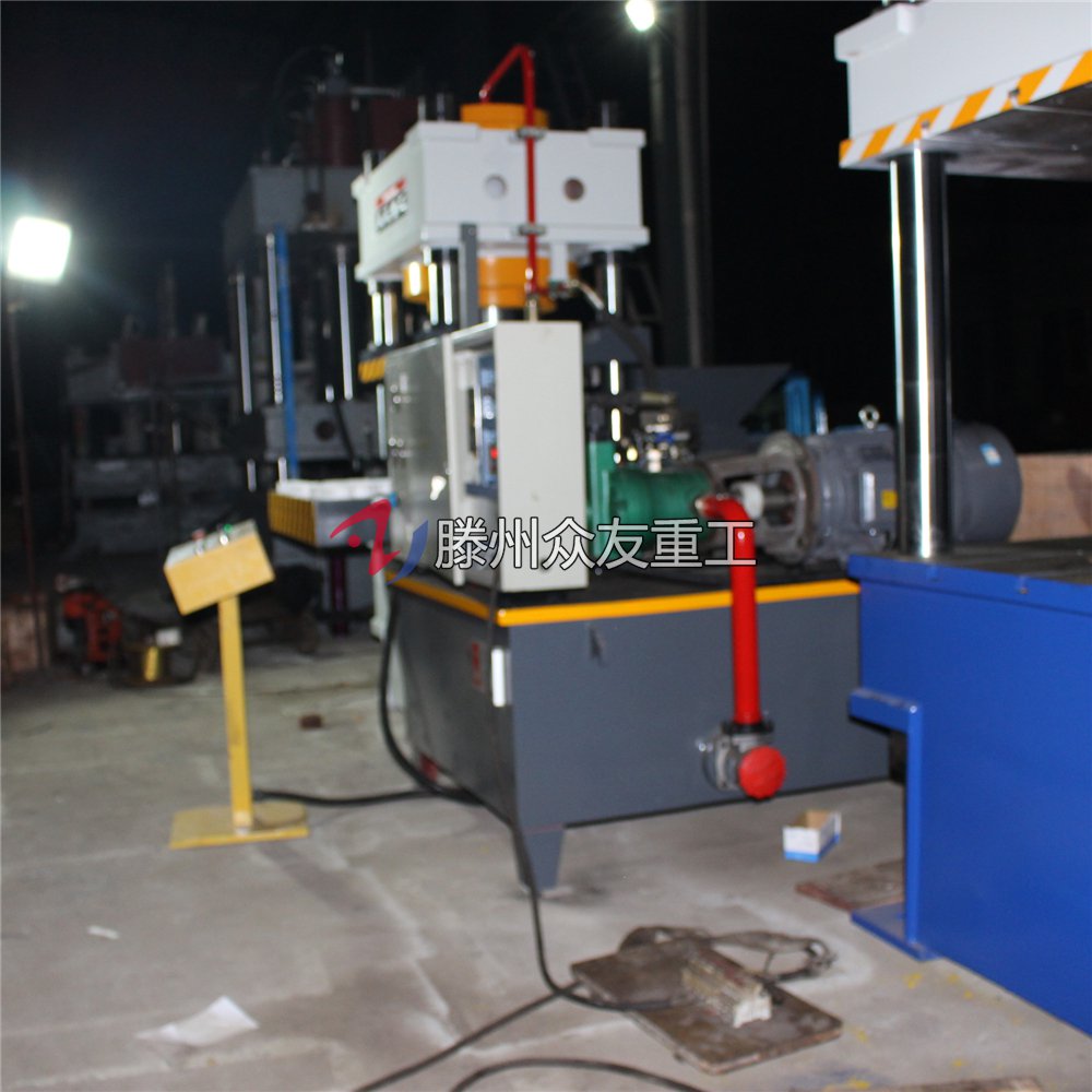 315吨压硼砂四柱液压机 315T粉末成型油压机