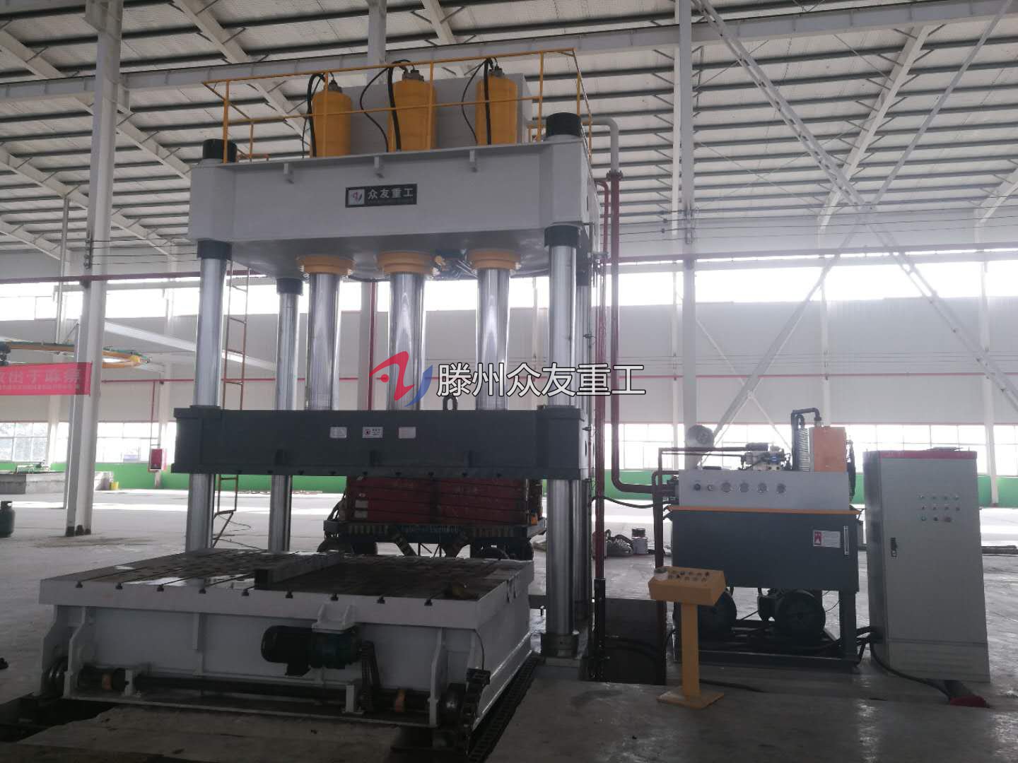 1000吨汽车配件拉伸液压机 1000t移动工作台四柱油压机