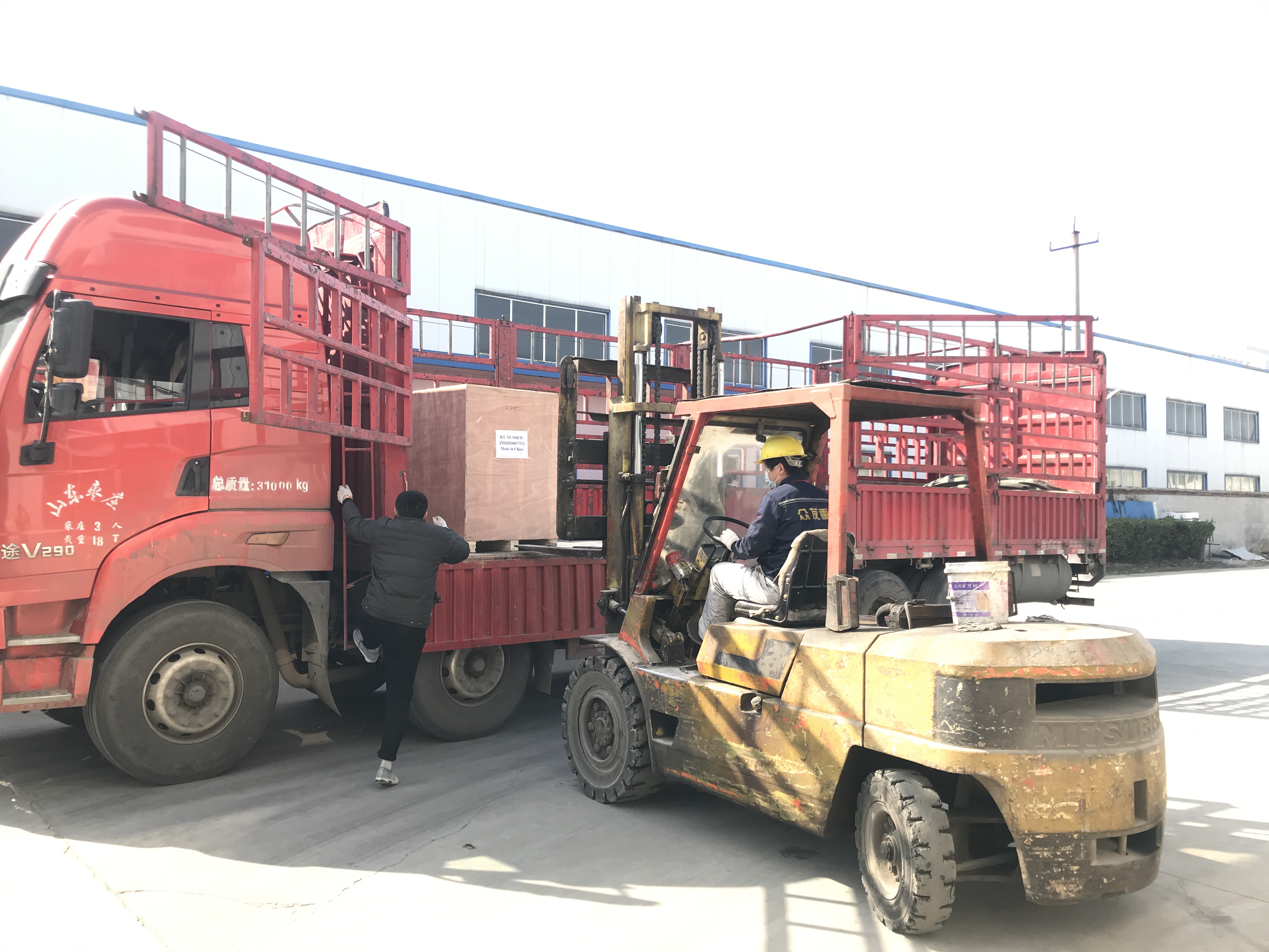 250吨压胎机 发往江苏厂家