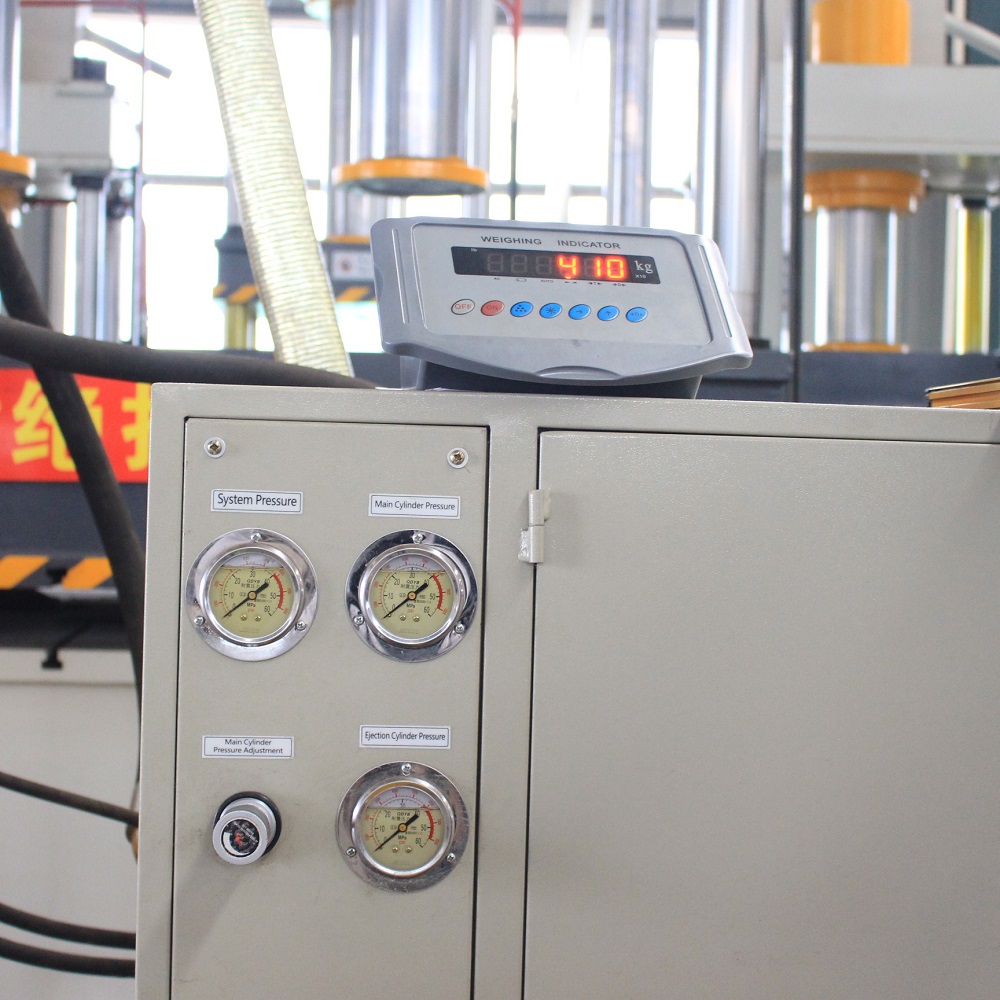 200吨三梁四柱液压机 200T带安全锁油压机