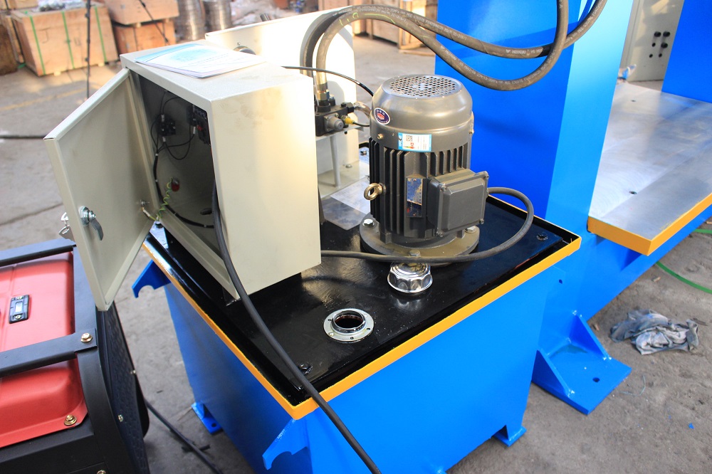 200吨框式液压机 200T龙门实心轮胎压装机压胎机