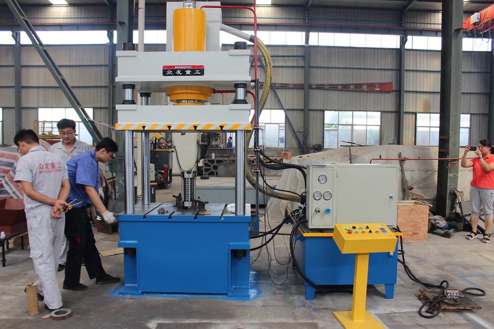 150吨压齿轮液压机 150T金属成型四柱油压机