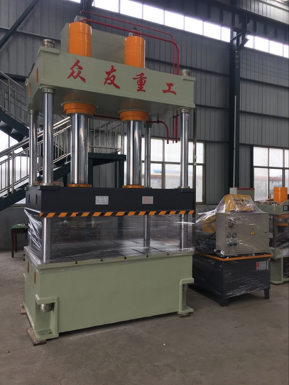 250吨双缸液压机 250T四柱油压机