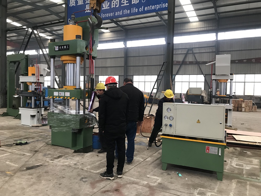 315吨常规四柱液压机 315T四柱油压机