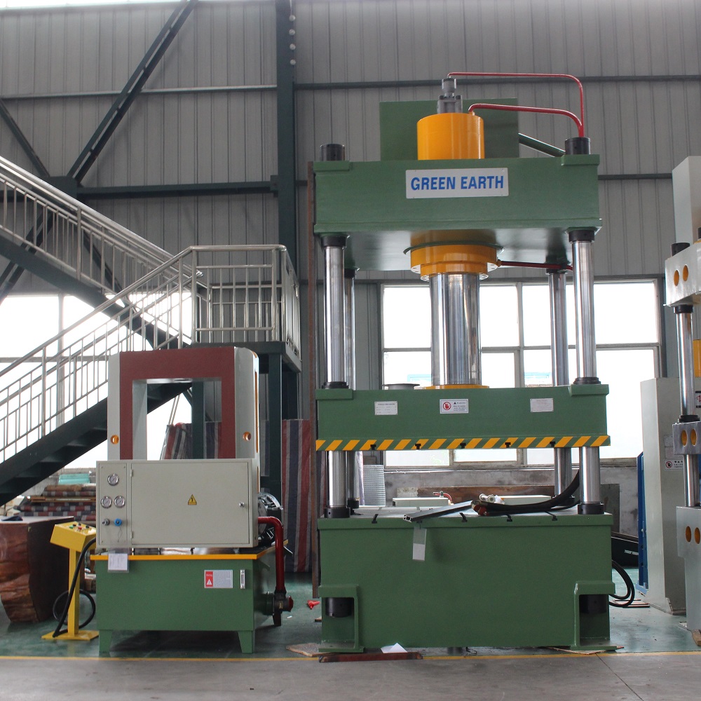 315吨绿色三梁四柱液压机315t绿色三梁四柱液压机