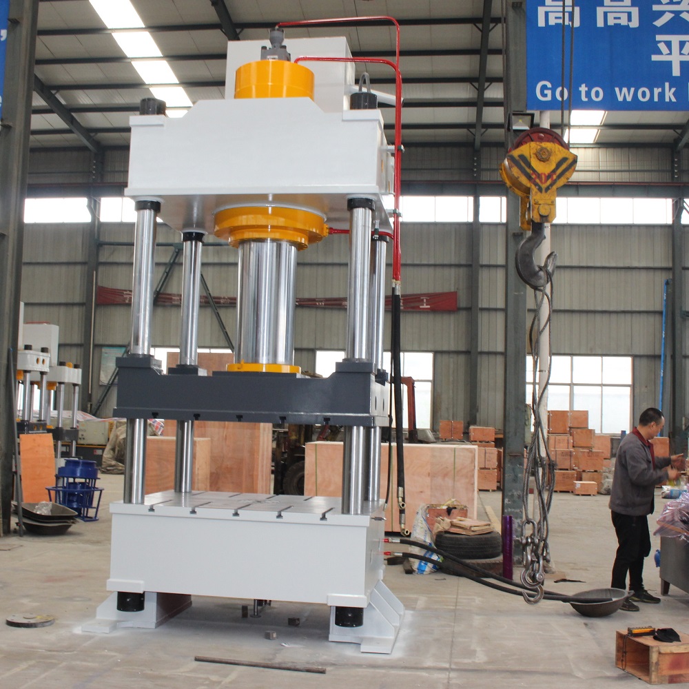 500T三梁四柱液压机 500吨三梁四柱液压机