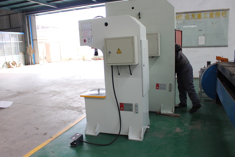 100吨单臂液压机 100T单柱液压机