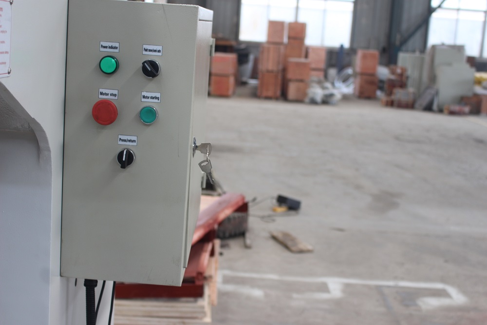 40吨带四柱导向单臂液压机 40T单柱液压机校正校直液压机