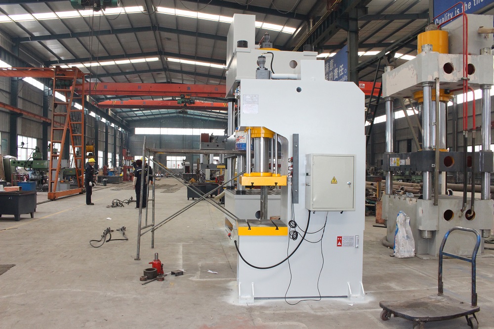 63吨四柱导向单臂液压机 63T单柱油压机