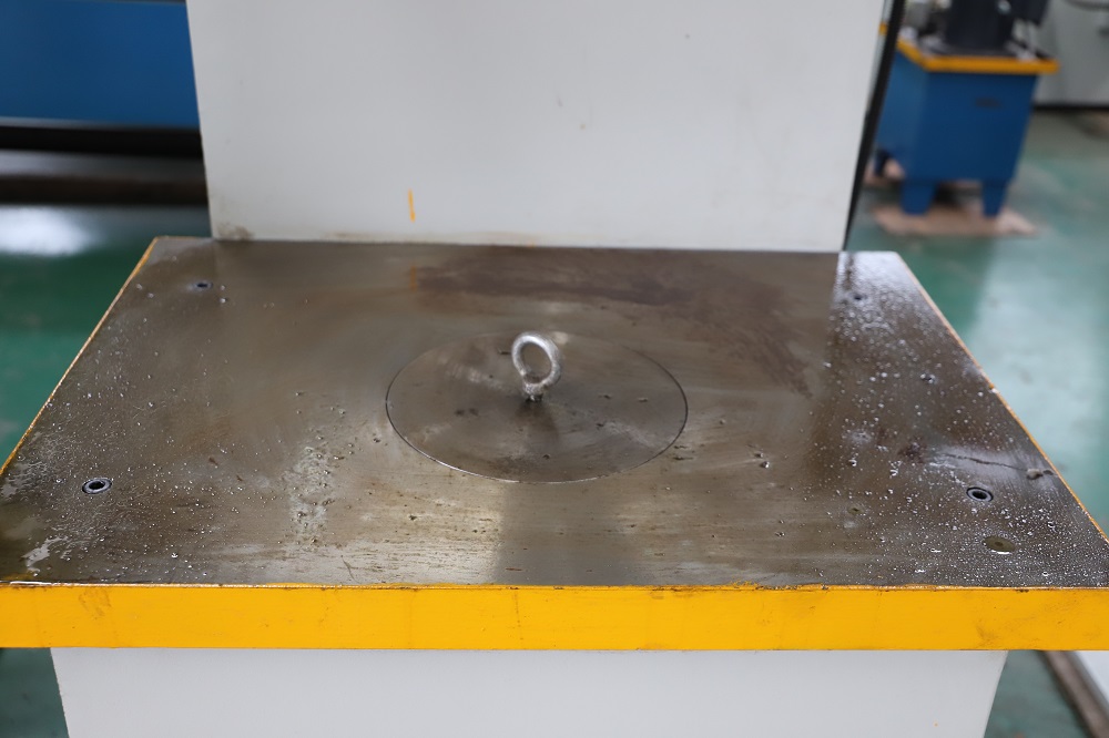 63T单臂液压机细节图