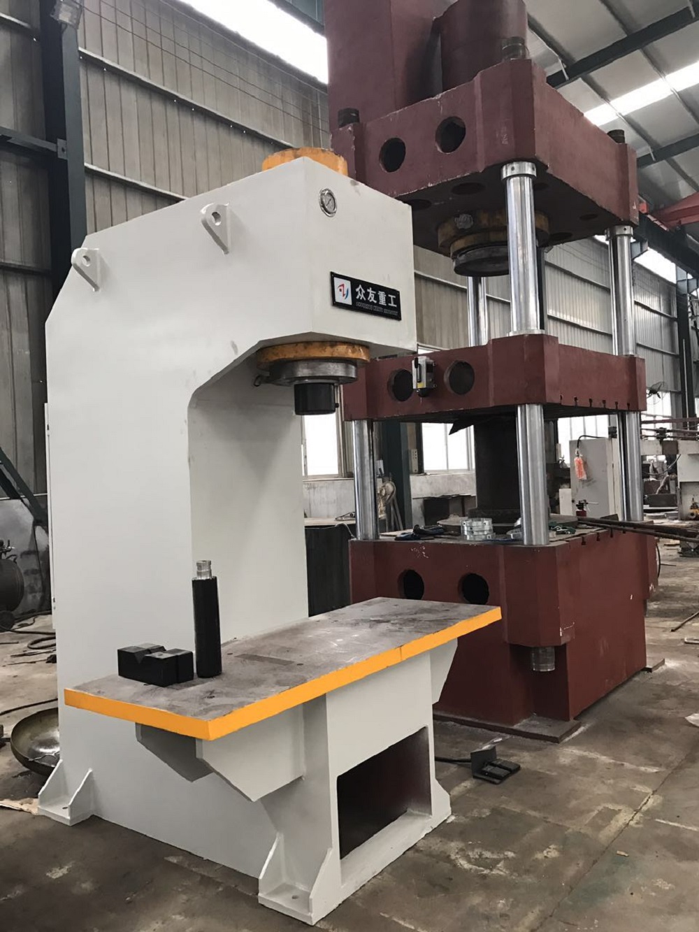 63吨大台面单臂液压机 63T单柱油压机