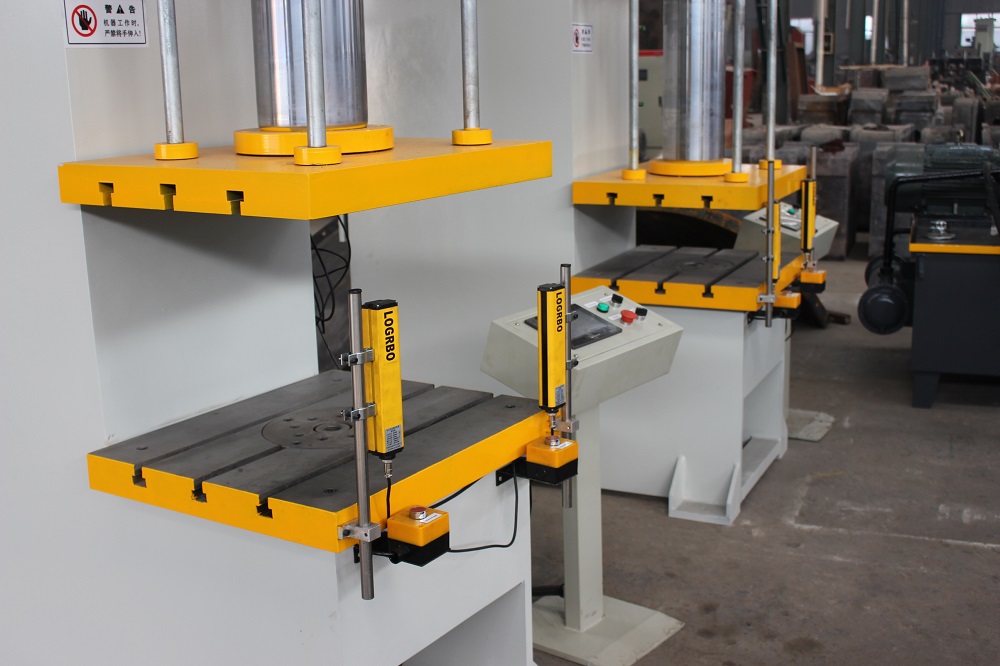 100吨带光栅保护单臂液压机 100T单柱液压机