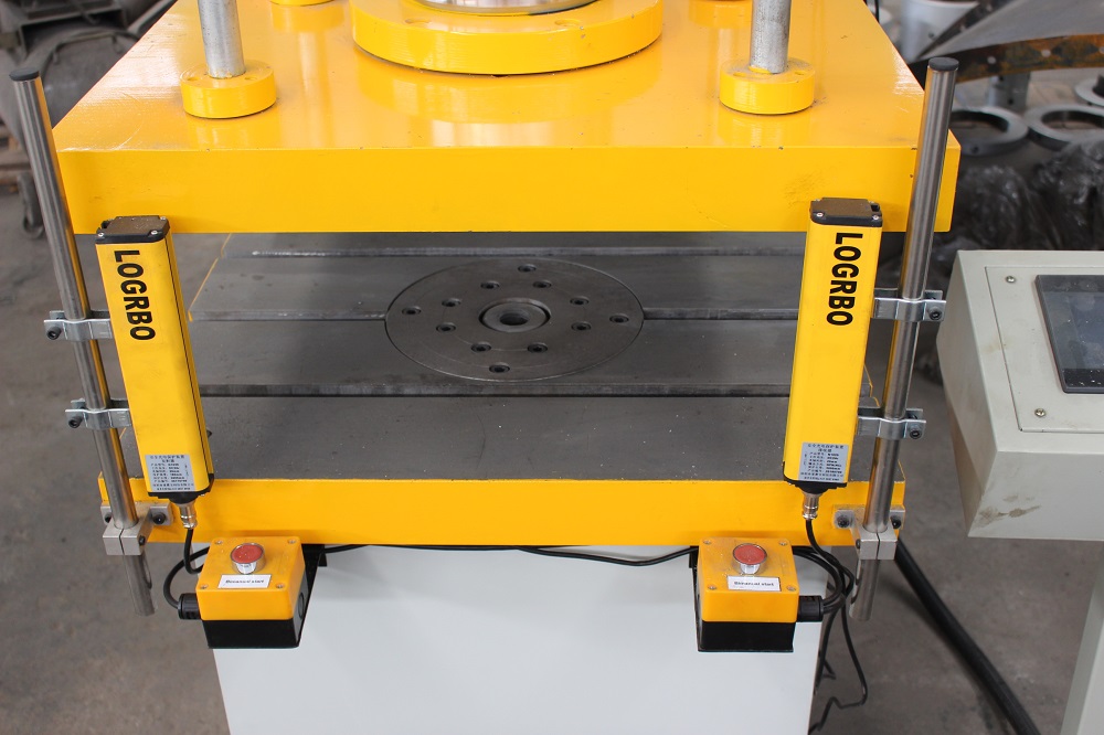 100吨带光栅保护单臂液压机 100T单柱液压机