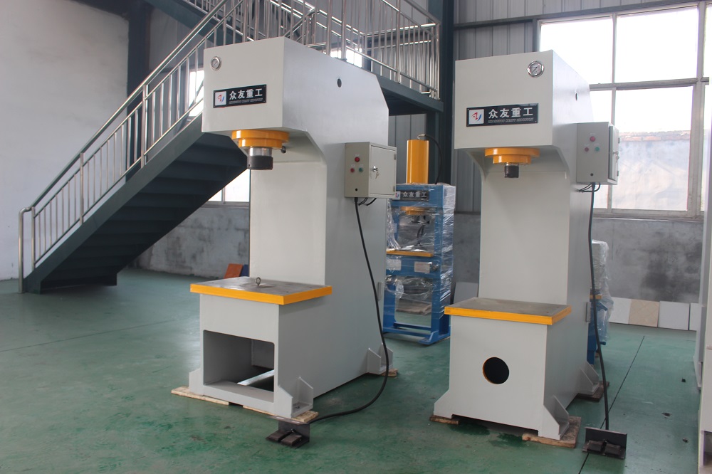 100吨单臂液压机 100T单柱油压机