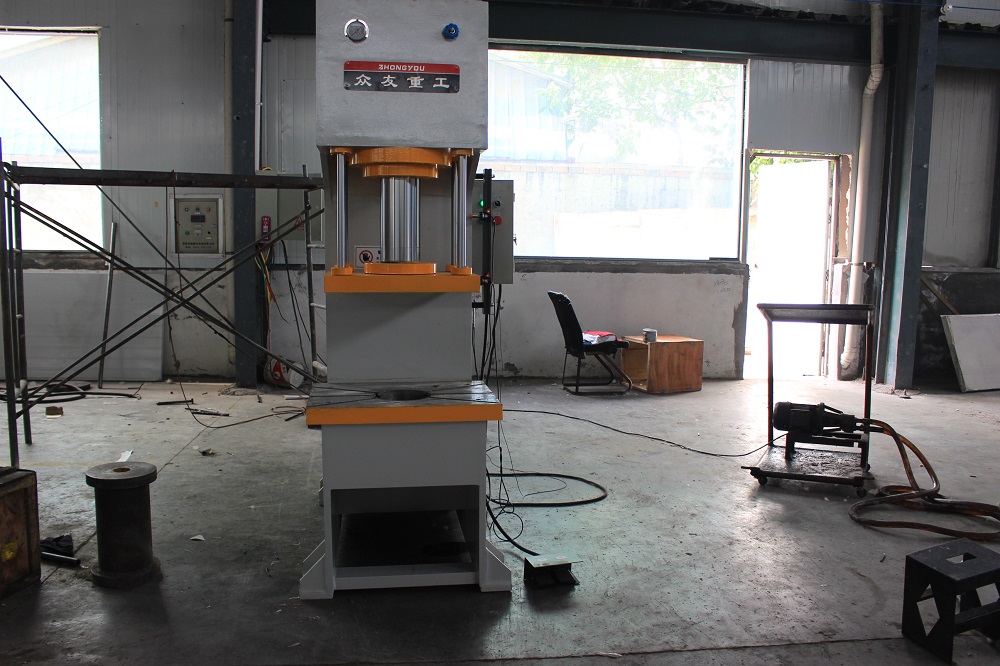 100吨单臂液压机 100T单柱油压机