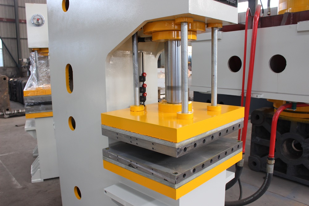 单臂双缸液压机定做异形细节