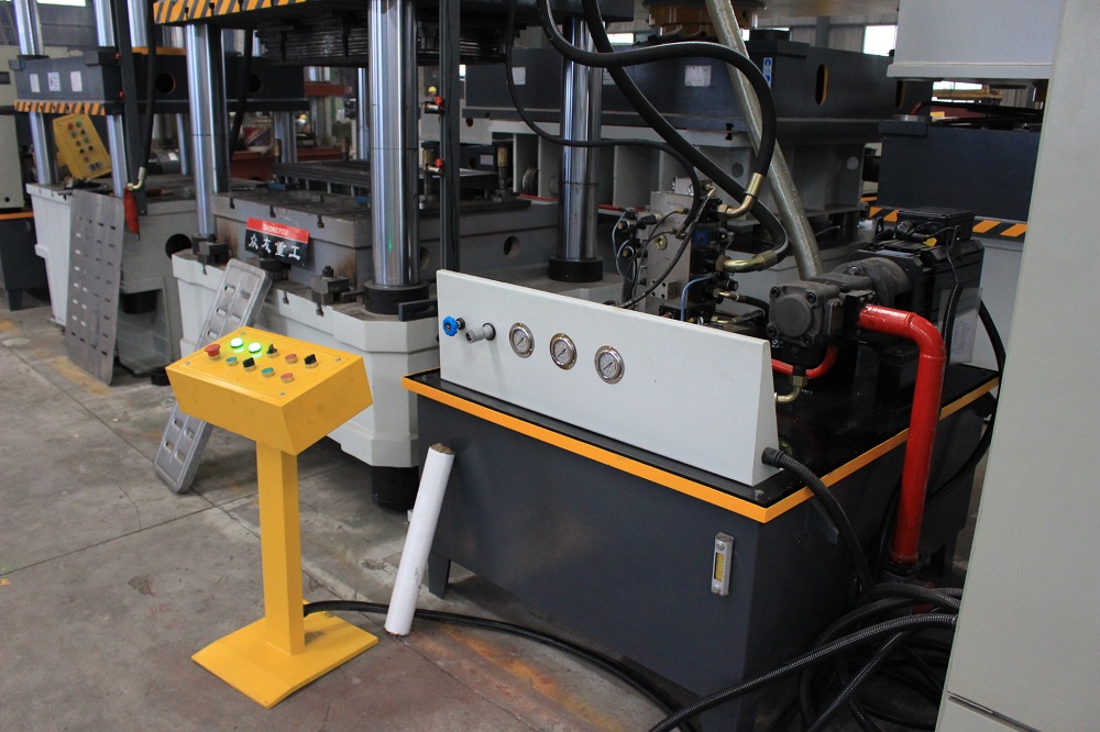 400吨压地漏盖板漏水篦子伺服液压机 400T金属成型油压机