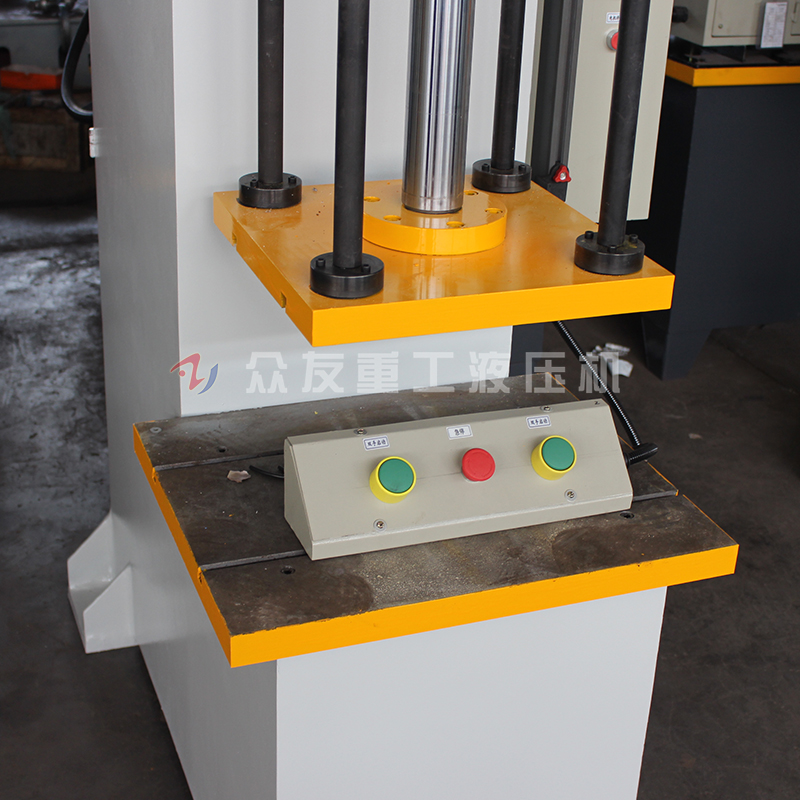 30吨带四柱导向单柱液压机 30吨C型伺服单臂油压机