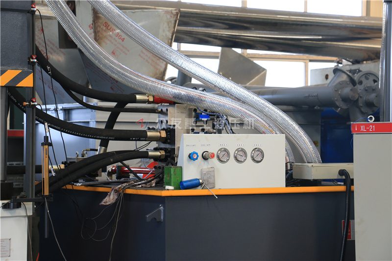 630吨拉伸液压机 630T四柱油压机